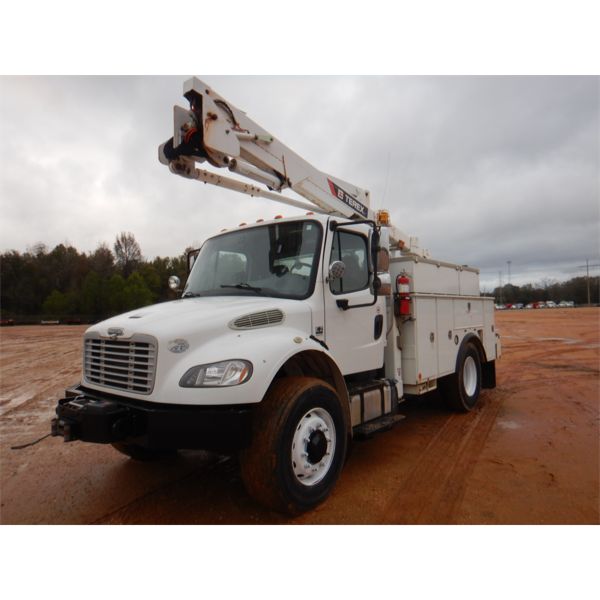 2015 FREIGHTLINER M2 Bucket Truck
