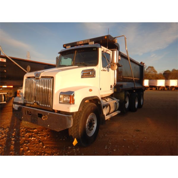 2017 WESTERN STAR 4700SF Dump Truck