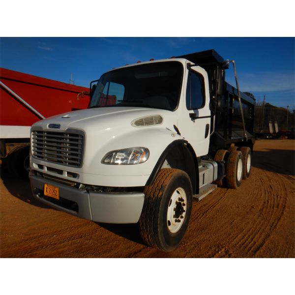 2018 FREIGHTLINER M2 Dump Truck