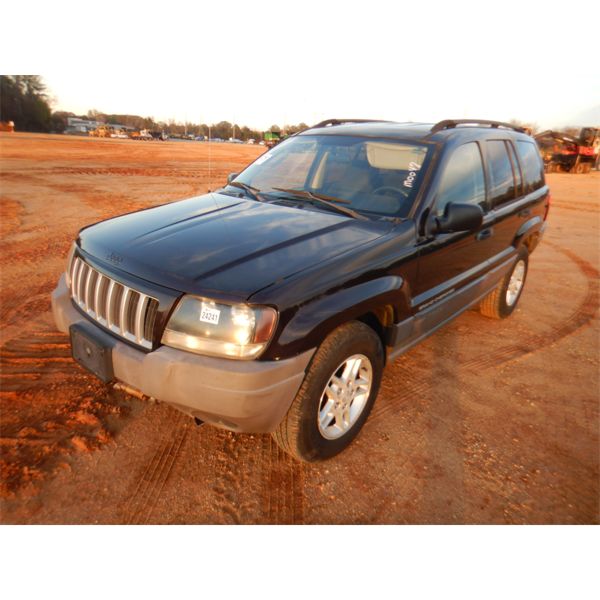 2004 JEEP GRAND CHEROKEE LAREDO SUV