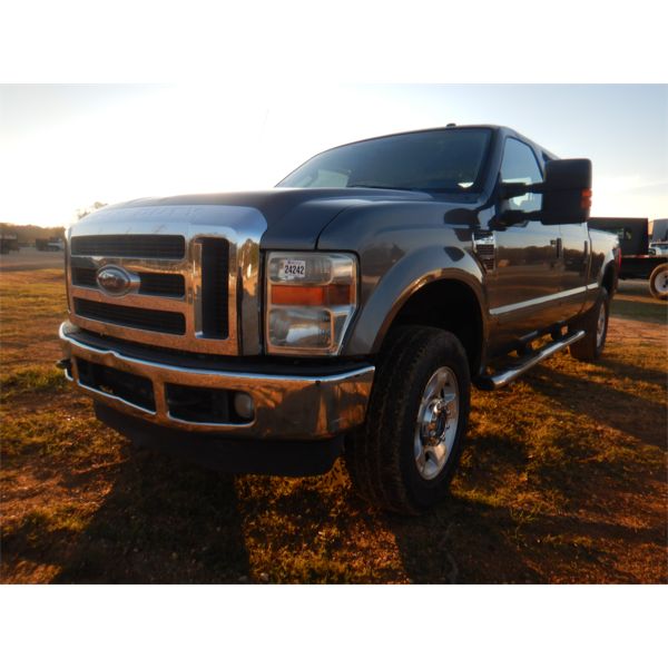 2010 FORD F250 XLT Pickup Truck