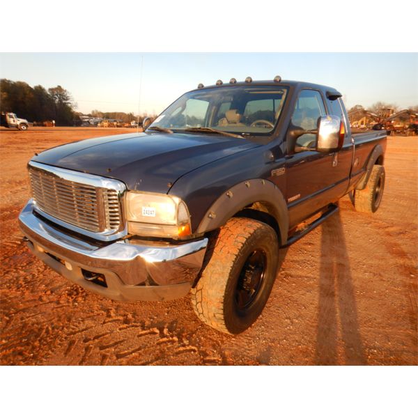 2004 FORD F350 Pickup Truck