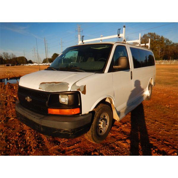 2009 CHEVROLET EXPRESS Cargo Van