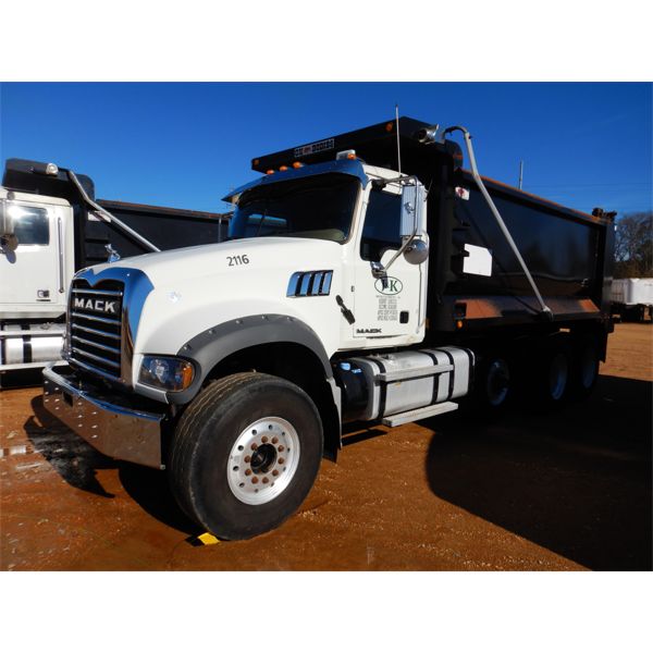 2016 MACK GU713 Dump Truck