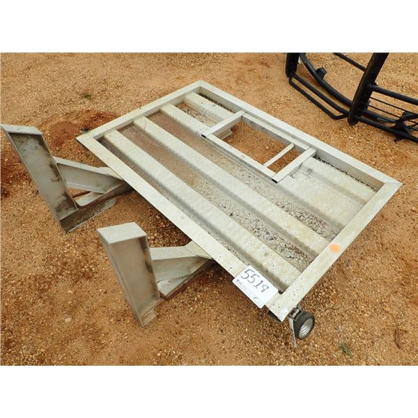 ALUMINUM HEADACHE RACK (A1)