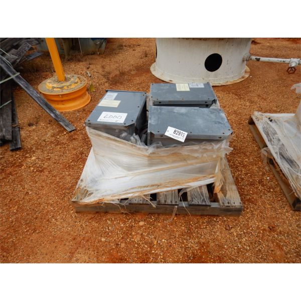 (3) GNB MODEL EHF367150 BATTERY CHARGER (B1)