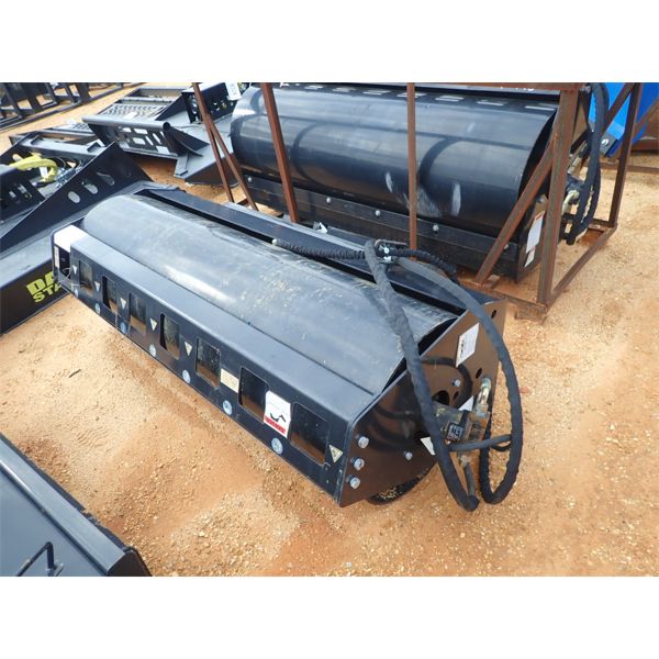 72" VIBRATORY ROLLER, fits skid steer loader (B5)