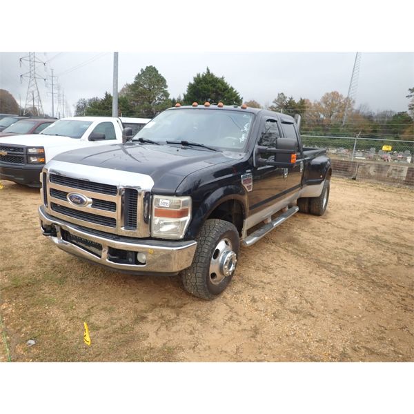 2008 FORD F350 LARIAT Pickup Truck