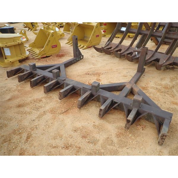 10' ROOT RAKE (B6)
