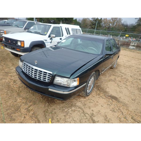 1999 CADILLAC DEVILLE Automobile