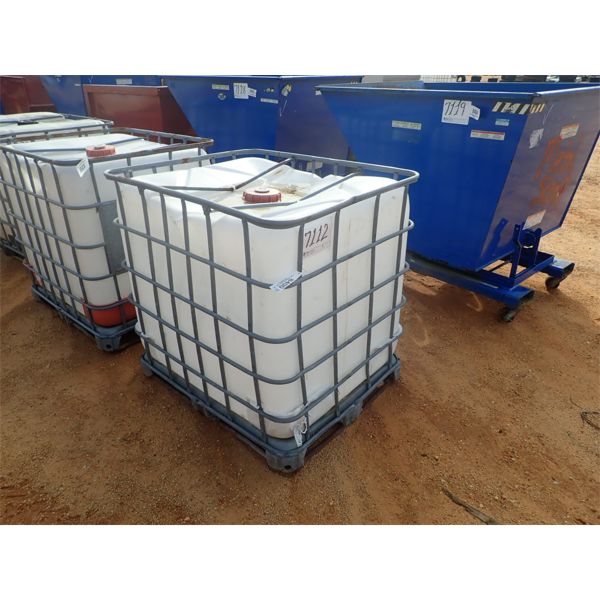 275 GAL PLASTIC STORAGE TANK w/cage (B7)