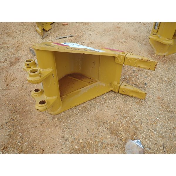 TERAN 16" TRAPEZOIDAL BUCKET