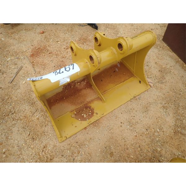 TERAN 36" CLEANOUT BUCKET