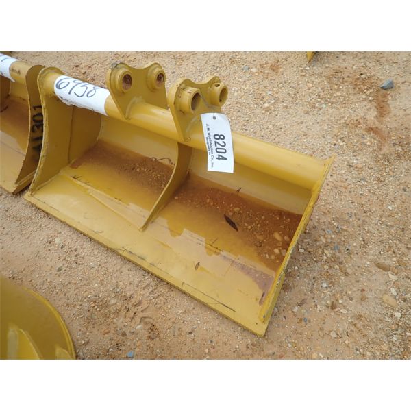 TERAN 30" CLEANOUT BUCKET