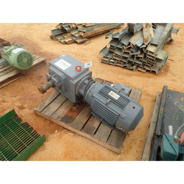 GE ELECTRIC MOTOR, 30 HP, 60HZ, 3 PHASE POWER TRANSFER COUPLER