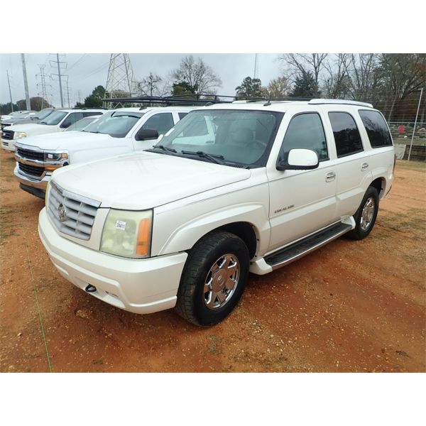 2004 CADILLAC ESCALADE SUV