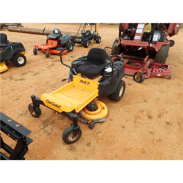 CUB CADET RZT ZERO TURN MOWER Lawn Mower
