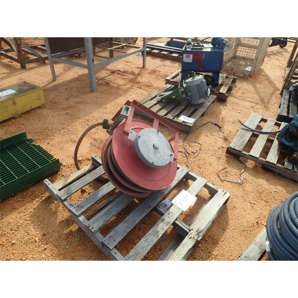 HOSE REEL W/HOSE