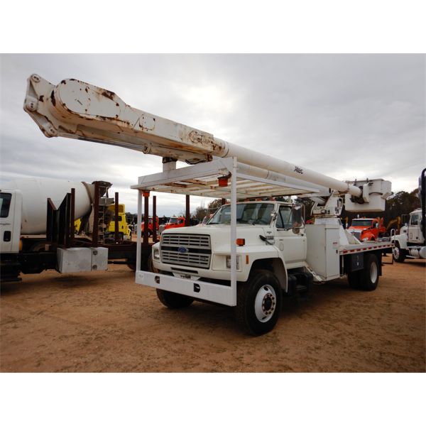 1994 FORD F700 Bucket Truck