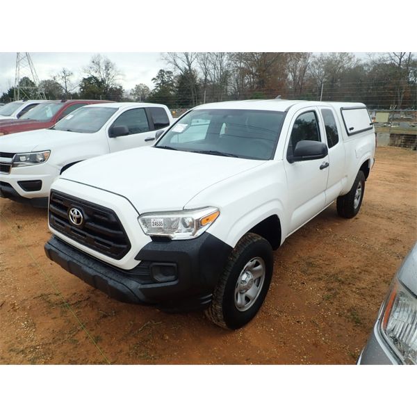 2016 TOYOTA TACOMA Pickup Truck