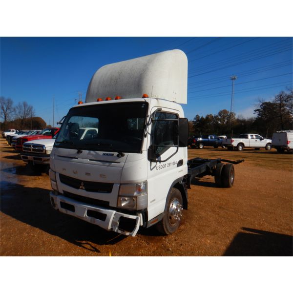 MITSUBISHI FUSO FE125 Cab and Chassis Truck