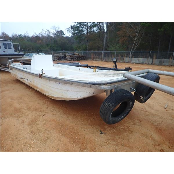 2013 Boat  CAROLINA SKIFF, 24' FIBERGLASS CENTER CONSOLE AL7491ME