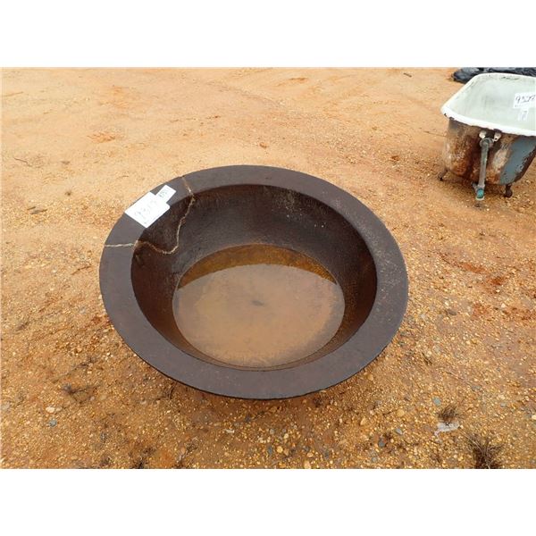 50" CAST IRON POT (C-6)