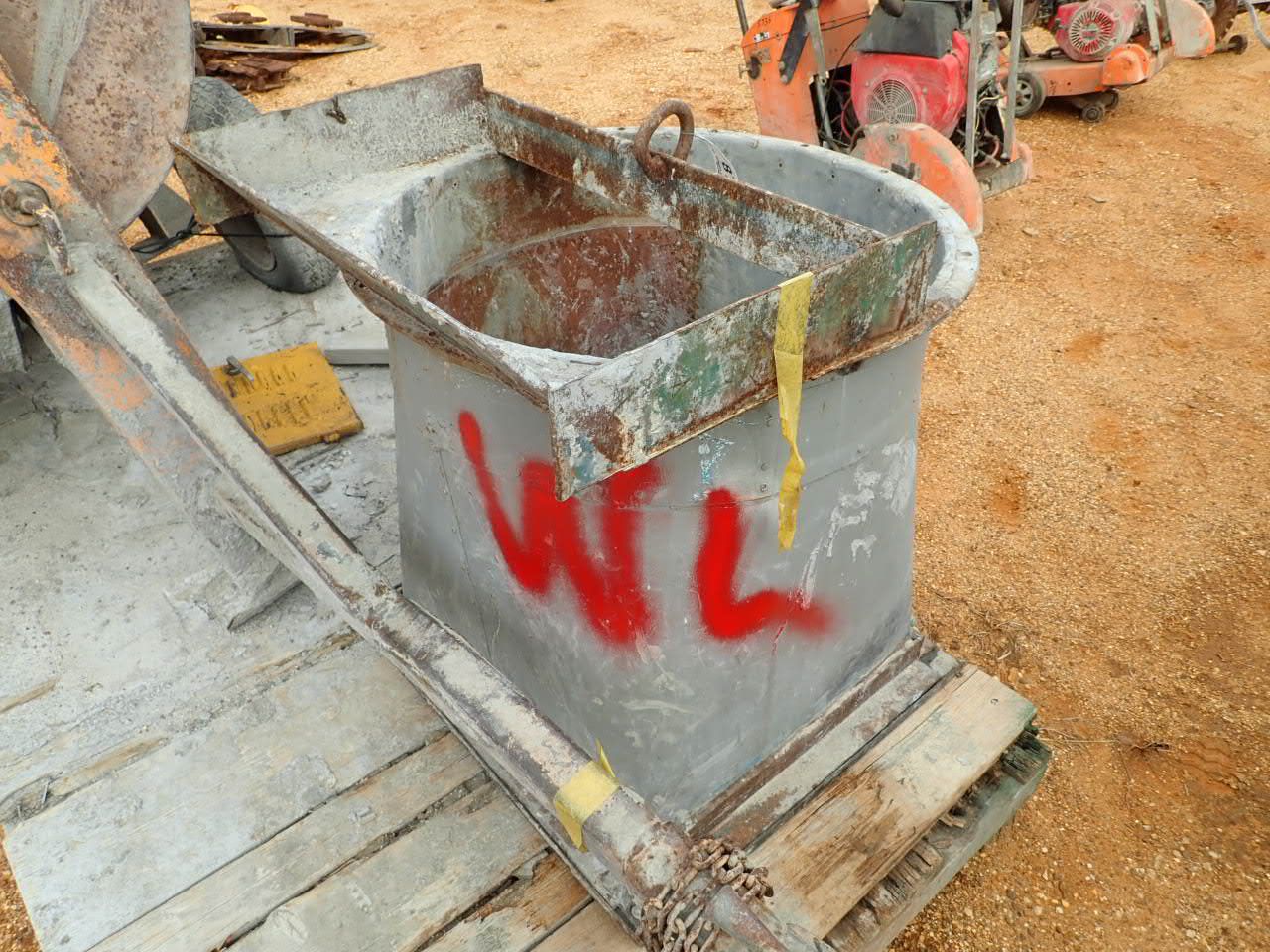 CONCRETE/MORTAR BUCKET (B3) J.M. Wood Auction Company, Inc.