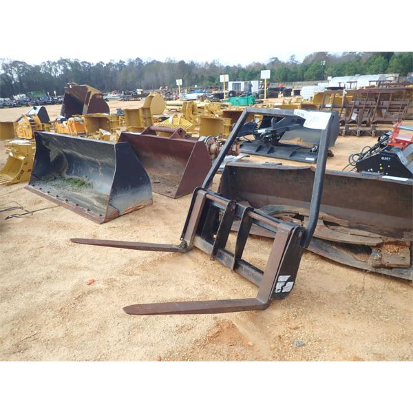 FORKLIFT ATTACHMENT FOR WHEEL LOADER
