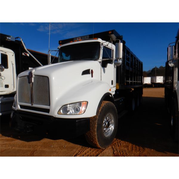 2016 KENWORTH T400 Dump Truck