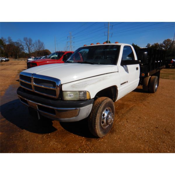 2002 DODGE RAM 3500 Flatbed Truck