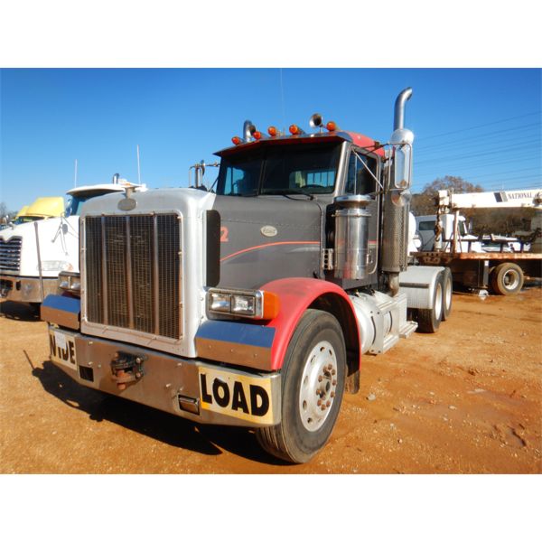 1993 PETERBILT 379 Day Cab Truck