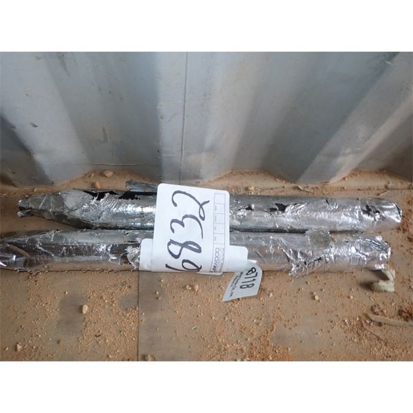 (2) HYDRAULIC HAMMER POINT