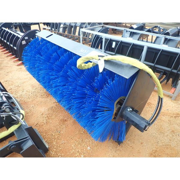 BROOM, 76"W, fits skid steer loader