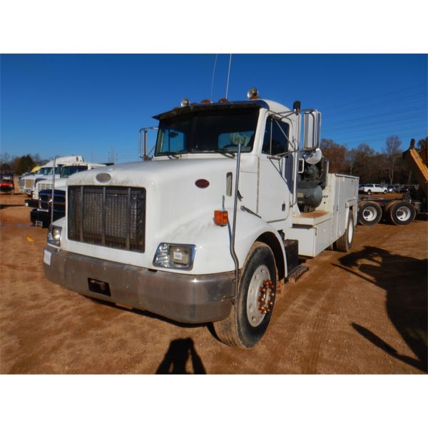 1996 PETERBILT 330 Service / Mechanic Truck