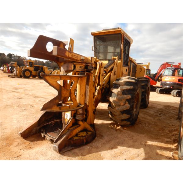 TIGERCAT 720B Feller Buncher