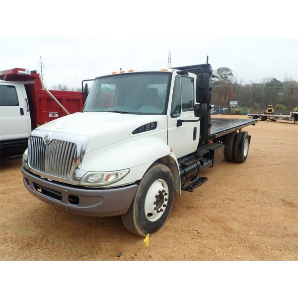 2007 INTERNATIONAL 4300 Flatbed Dump Truck