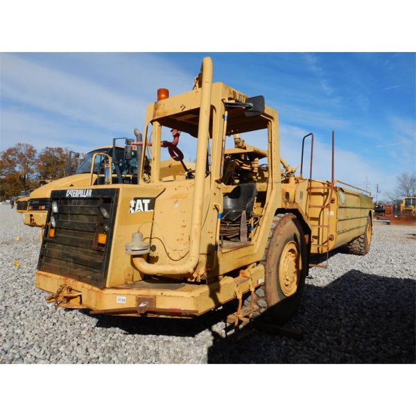 CAT 613C Water Wagon