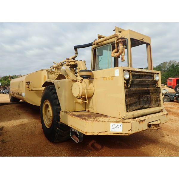 CAT 613B Water Wagon