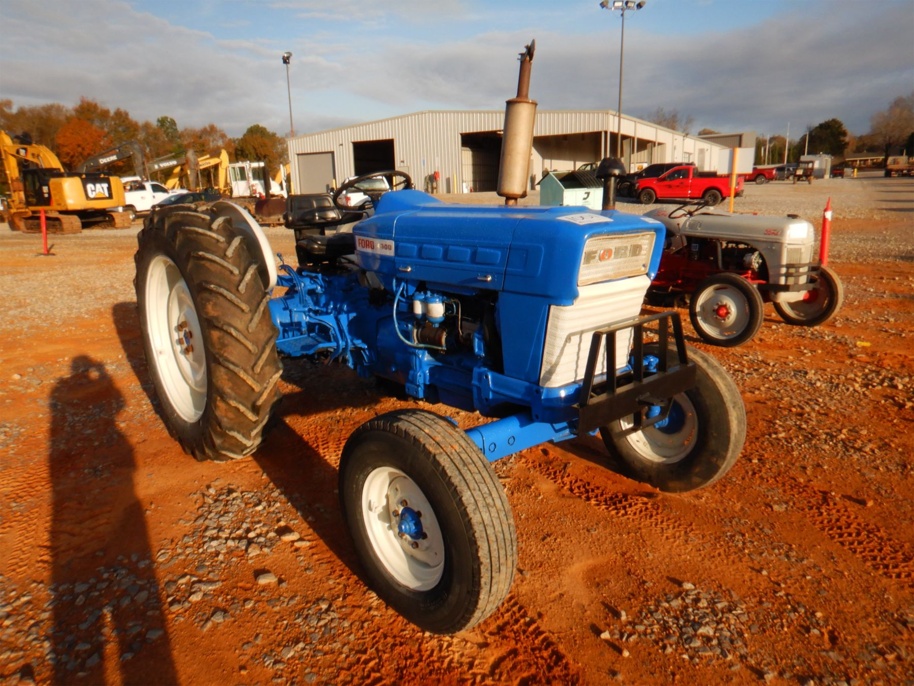 FORD 4000 Farm Tractor J.M. Wood Auction Company, Inc.