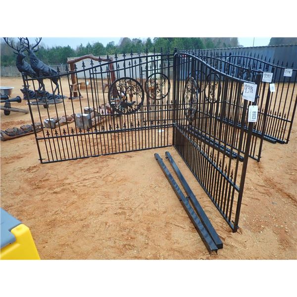 WROUGHT IRON GATE, 16', TREE (C6)