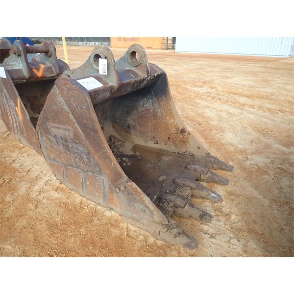 VOLVO 48" BUCKET (B-6)