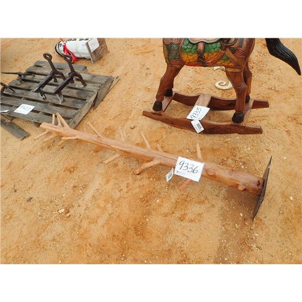 TEAKWOOD HAT TREE (C6)