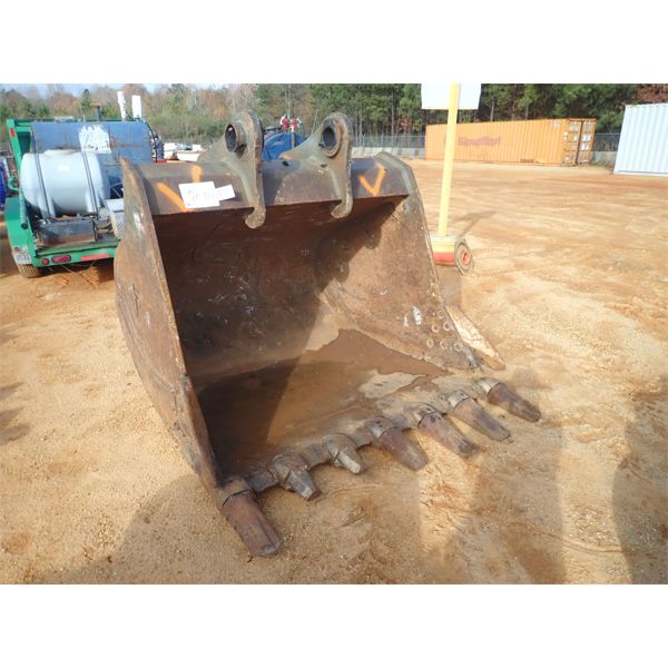 PALADIN 70" BUCKET (B-6)