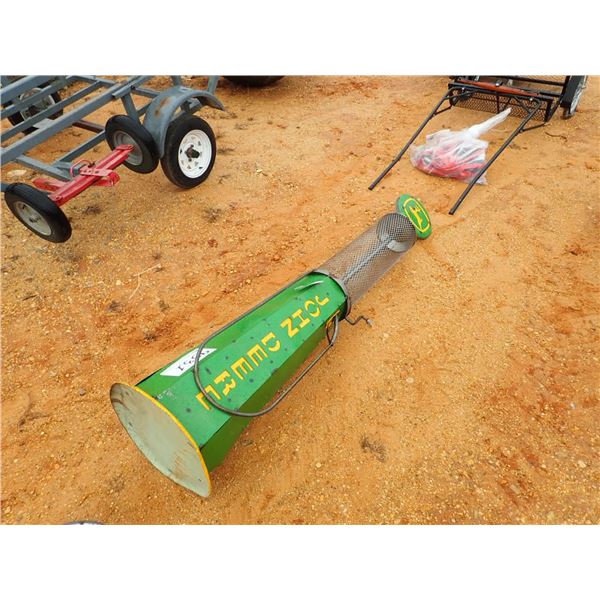JOHN DEERE FUEL PUMP METAL ART  (C6)
