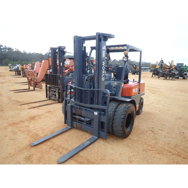 WORLD 80 Forklift - Mast
