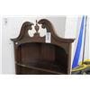 Image 2 : Mahogany 4 Shelf Corner Cabinet