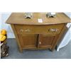 Image 1 : Oak 1 Over 2 Cabinet