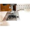 Image 3 : Memory Craft 9000 Sewing Machine