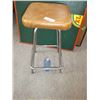 Image 2 : Vintage Bar Stool